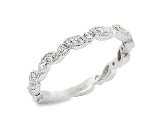 14K white gold ring
