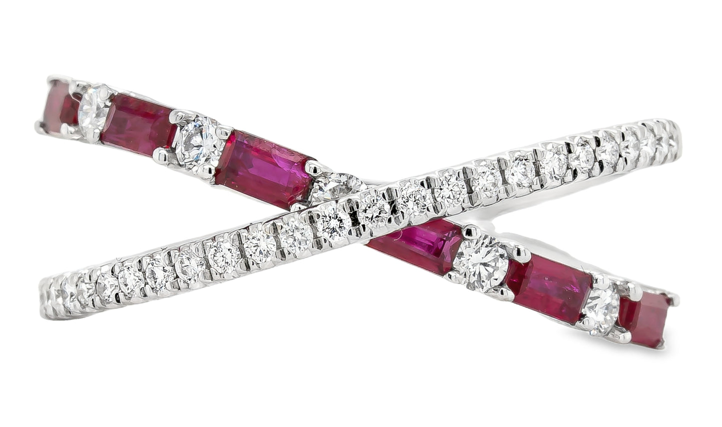 14K white gold and ruby fashion ring