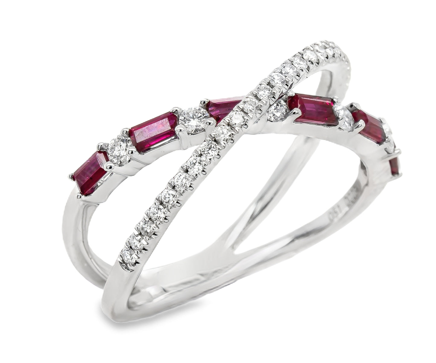 14K white gold and ruby fashion ring