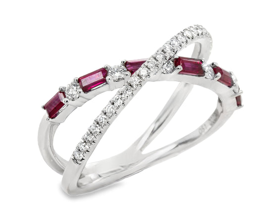 14K white gold and ruby fashion ring