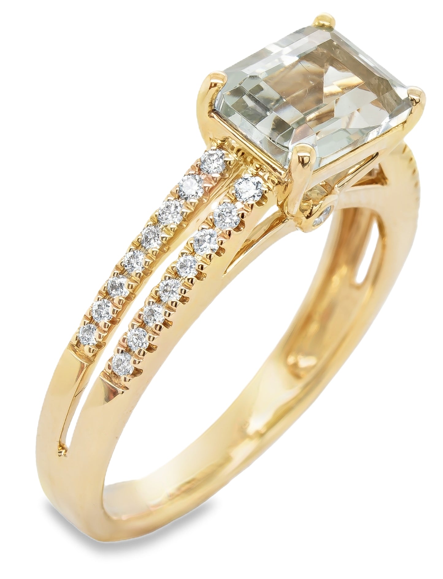 14K yellow gold and green amethyst ring